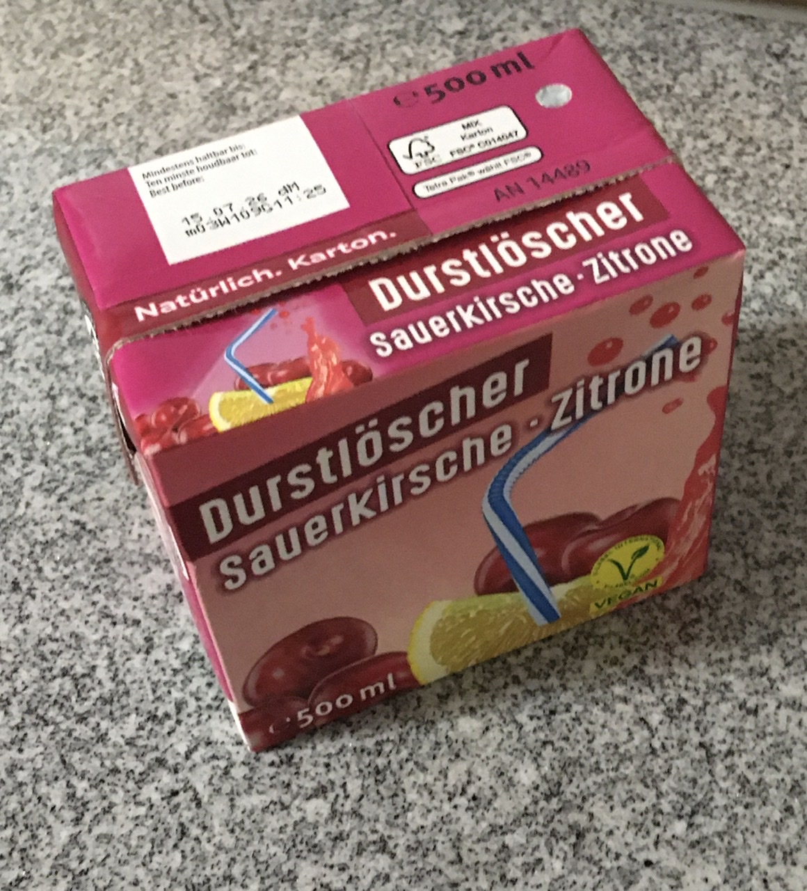 Durstlöscher Sauerkirsche-Zitrone